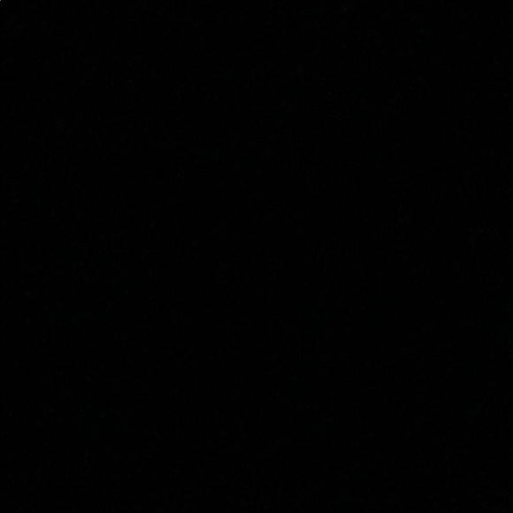 Meet your Posher, Ingrid - Picture 1 of 1